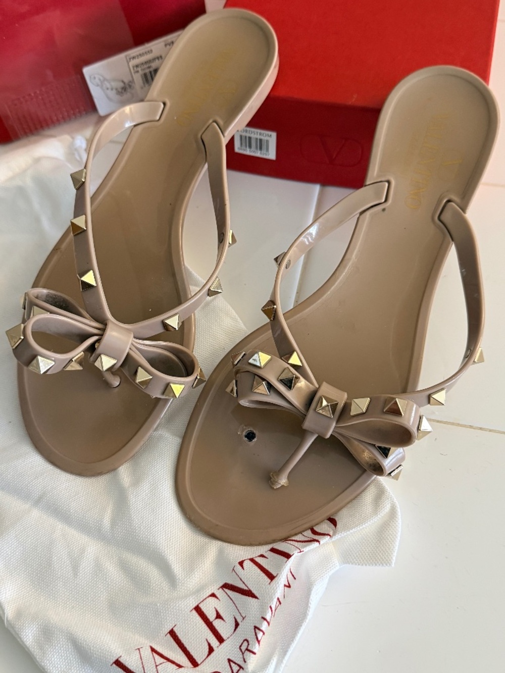Valentino Taupe Rockstud Bow Thong Sandals - Size 39 - Damaged Left